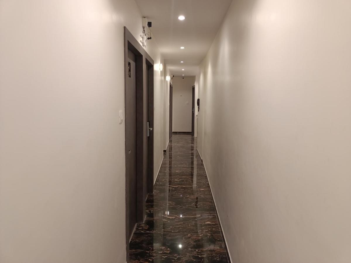 Hotel Classio Andheri - Near Dn Nagar Metro Station Mumbai Exterior photo